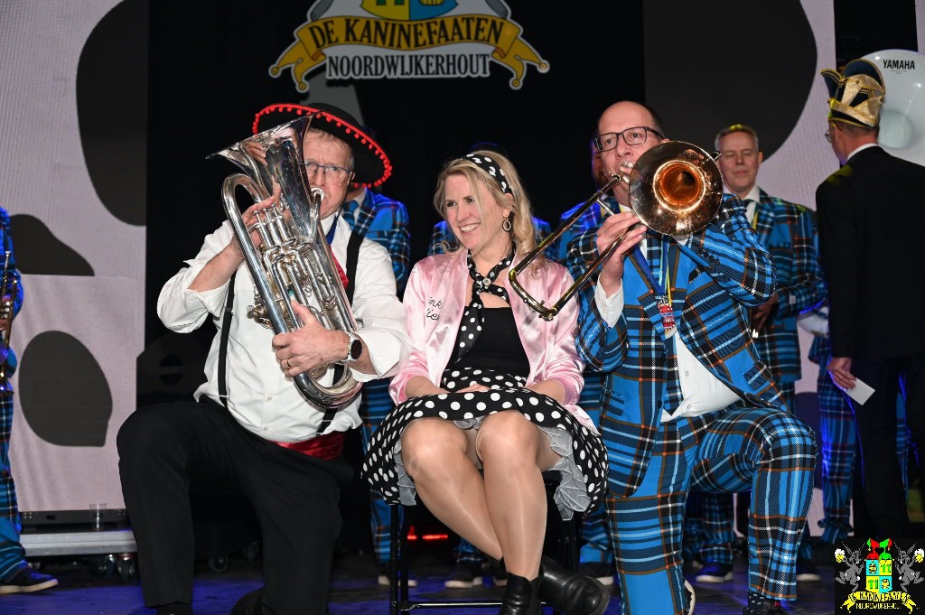 ../Images/Seniorencarnaval 2026 251.jpg